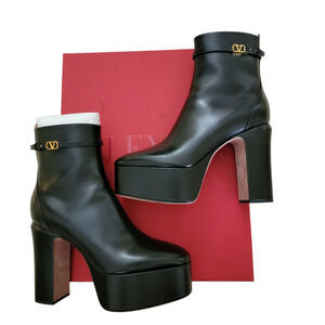 Valentino Black Platform Leather Ankle Boots Monogram V Logo High Heel 10.5 40.5